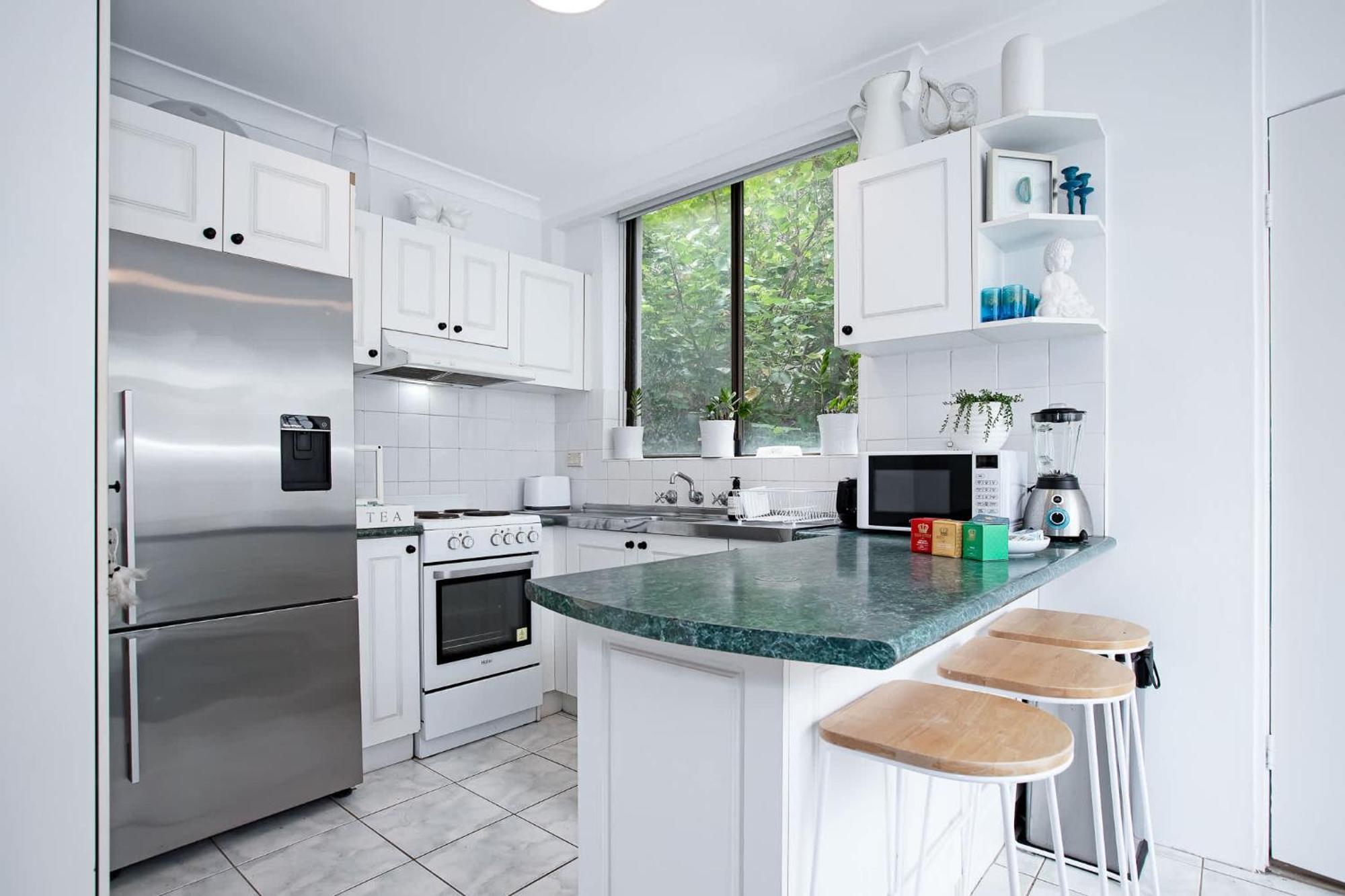 Maroubra Beachside 3 Bed - New Listing Apartment Sydney